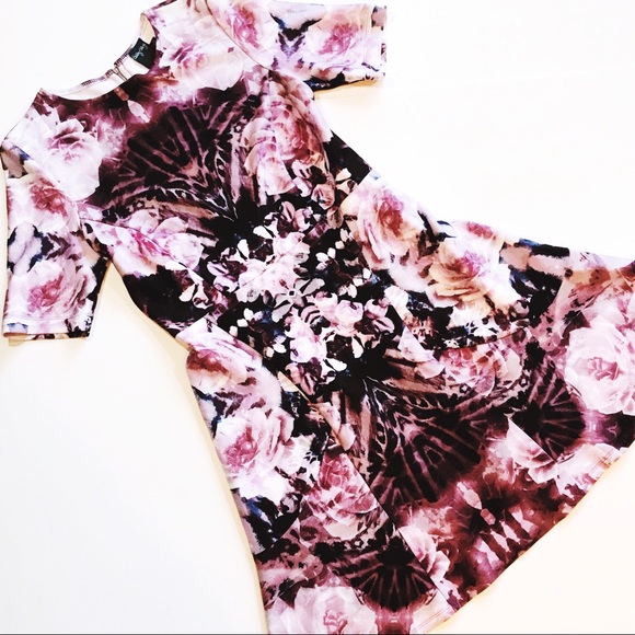 Gabby Skye Dresses & Skirts - • Gabby Skye Pink Floral Slater Dress Size 12 •